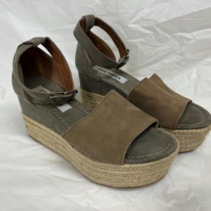 Steve Madden wedges